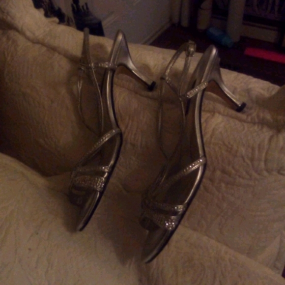 Shoes - Picture 2 of 2